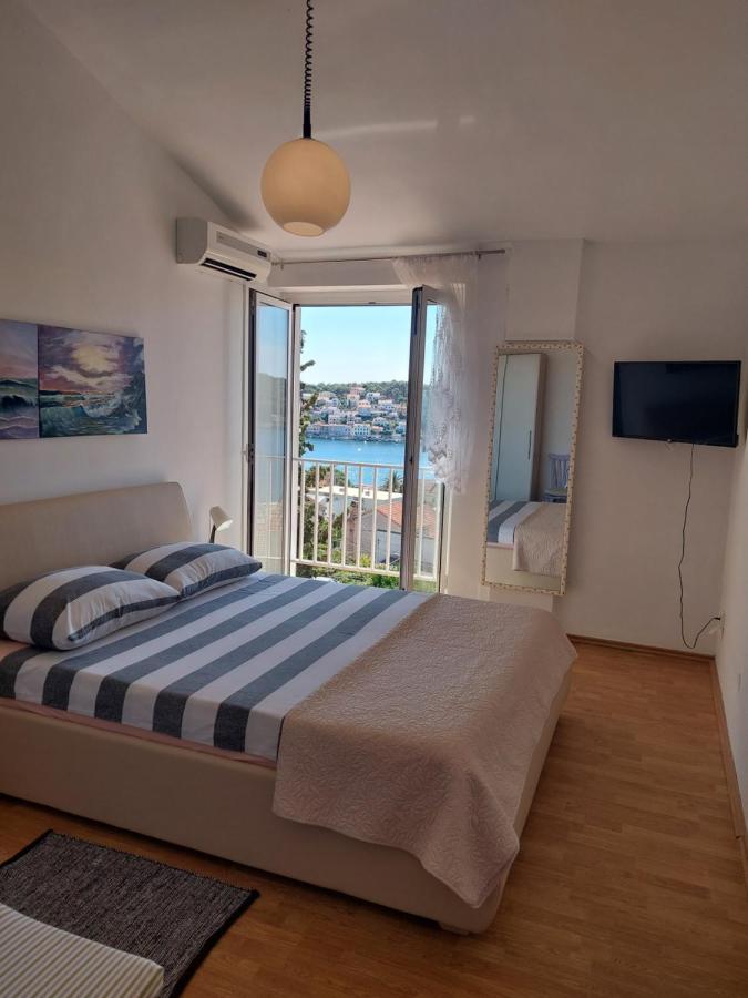 The Look Appartement Mali Lošinj Buitenkant foto